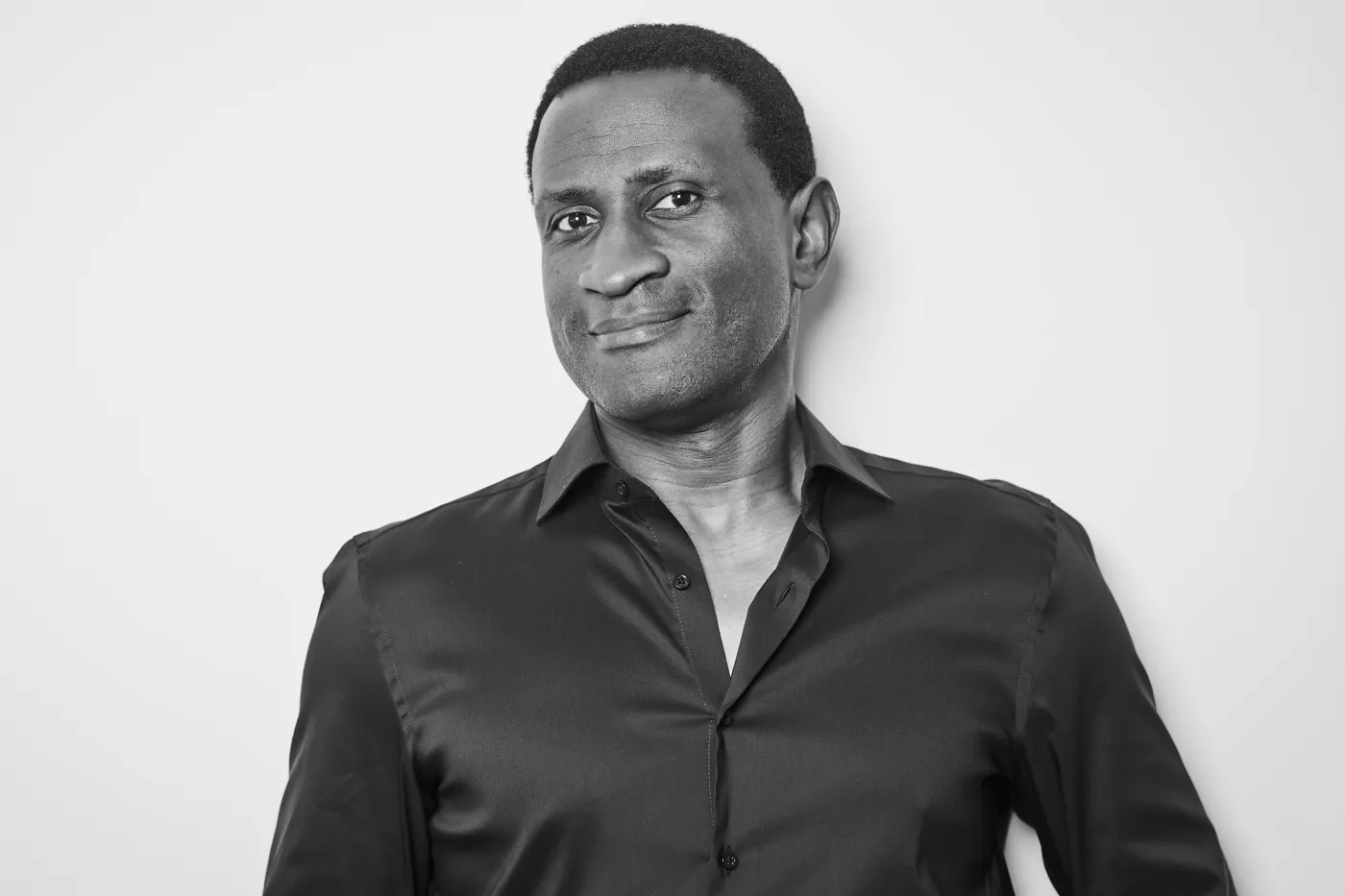 Behind the Scenes 2 Line 1